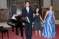 a Gerace, il 24 luglio 2010 alle ore 21,30, nella Chiesa di San Francesco con il soprano Aurora Tirotta ed il baritono Raffaele Facciolà e la pianista Loredana Pelle