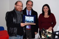 Targa di riconoscimento al M° Salvatore Gullace, primo Presidente dell'Accademia Senocrito nella ricorrenza del decimo anno dalla fondazione