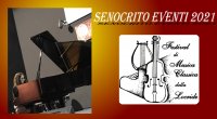                  PROGRAMMA
Bach- Preludio e Fuga n 6 Vol. 1 dal Clavicembalo ben temperato
Beethoven- Sonata “Waldstein” Opera 53 n 21

Brahms- Studio per la mano sinistra, Ciaccona da J.S. Bach
Ravel- Jeux d’eau 
Rachmaninov- « Études-Tableaux » op 39 n 9


“Das wohltemperierte Klavier”, “Il Clavicembalo Ben Temperato” fu composto da Johann Sebastian Bach con uno scopo essenzialmente didattico. Bach è stato uno dei più grandi compositori della storia ed è vissuto in Germania tra la fine del 1600 e la prima metà del ‘700. L’opera risale al 1722: è una raccolta di 48 composizioni, suddivisa in due libri di 24 ciascuna, un preludio e una fuga per ogni tonalità possibile sia maggiore che minore. Il preludio è una forma che deve il suo nome dal “posto” nel quale solitamente era collocato all’interno di una composizione. Deriva probabilmente dall’abitudine dei musicisti barocchi di improvvisare qualche nota sullo strumento prima di suonare il pezzo vero e proprio. La Fuga ha un carattere più rigoroso, fuga è probabilmente la più articolata tra le forme musicali che hanno caratterizzato la storia della musica, con una forma polifonica complessa data dalla sovrapposizione di più voci. Si basa su un tema principale che nel corso del pezzo verrà variato ed elaborato in tutte le sue sfaccettature.


Beethoven è stato un compositore, pianista e direttore d’orchestra tedesco. Figura cruciale della musica colta, fu l’ultimo rappresentante di rilievo del classicismo viennese ed è considerato uno dei più grandi ed influenti compositori di tutti i tempi. La sonata per pianoforte n 21 op 53 in Do Maggiore, comunemente chiamata “Waldstein” (dall’omonimo conte a cui è dedicata), è uno dei capolavori assoluti di Beethoven, composta tra il 1803 e il 1804. È uno dei brani che aprono il cosiddetto periodo “eroico” nell’attività compositiva di Beethoven e delinea un carattere audacemente innovativo e l’originalità dell’ispirazione.



Della “Ciaccona” di Bach esistono molte trascrizioni, a partire dall’originale per violino solo. Fu pensata da Bach come omaggio postumo alla moglie Maria Barbara nel 1720. Il compositore Luigi Abbate la definisce “una forma di musica funebre” che ribadisce il motivo del “lamento” e la musicologa Helga Thoene scorge al suo interno un linguaggio segreto (il nome “Maria Barbara” è numericamente impresso nelle prime quattro battute) anche attraverso una serie di corali nascosti (tra questi, il tema della resurrezione). Una delle trascrizioni più famose è quella redatta da Johannes Brahms, compositore, pianista e direttore d'orchestra tedesco del periodo tardo-romantico. Viene considerato come il maggiore esponente della musica strumentale del Lied in Germania nella seconda metà del sec. 19º. Scrisse questa ciacciona per la sola mano sinistra al pianoforte, un'ottava più grave dell'originale per violino. Essa è una delle composizioni per mano sinistra più suonate. Brahms dice, in una lettera a Clara Schumann, che «solo in un modo mi procuro un piacere minuscolo ma puro, quando suono con la mano sinistra. Le stesse difficoltà, la tecnica, l'arpeggiare, tutto l'insieme mi fa sentire un violinista».

Jeux d’eau è una composizione scritta da Ravel nel 1901. L’opera a carattere descrittivo, si propone di rappresentare scene di giochi d’acqua. Le tonalità costantemente fluttuanti e le progressioni armoniche contribuiscono a rappresentare l’immagine evocativa che viene espressa dal punto di vista melodico, armonico e timbrico: i blocchi accordali contrapposti alle fugaci figurazioni in arpeggio evocano ora la staticità dell’acqua, ora gli zampilli e le varie impressioni dell’acqua in movimento.

Di fama mondiale, Rachmaninov è considerato uno dei maggiori compositori e pianisti russi di sempre. Era noto tra i pianisti per l’ampiezza delle mani, che gli permetteva di raggiungere un intervallo di dodicesima o, secondo altre fonti, addirittura di tredicesima, sulla tastiera. La dimensione delle mani era proporzionata alla sua altezza di circa due metri. Fu superbo virtuoso della tastiera e riversò nelle sue composizioni il suo mondo espressivo e il suo temperamento introverso e scontroso. Un’idea del pianismo estroso, brillante, affascinante e melodico è condensato nel ciclo degli  “Études-Tableaux”, composto tra il 1916 e il 1917. Egli amava ripetere “Io sono me stesso soltanto nella musica. La musica basta per un'esistenza ma un'esistenza non basta alla musica.”


