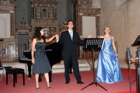 a Gerace, il 24 luglio 2010 alle ore 21,30, nella Chiesa di San Francesco con il soprano Aurora Tirotta ed il baritono Raffaele Facciolà e la pianista Loredana Pelle